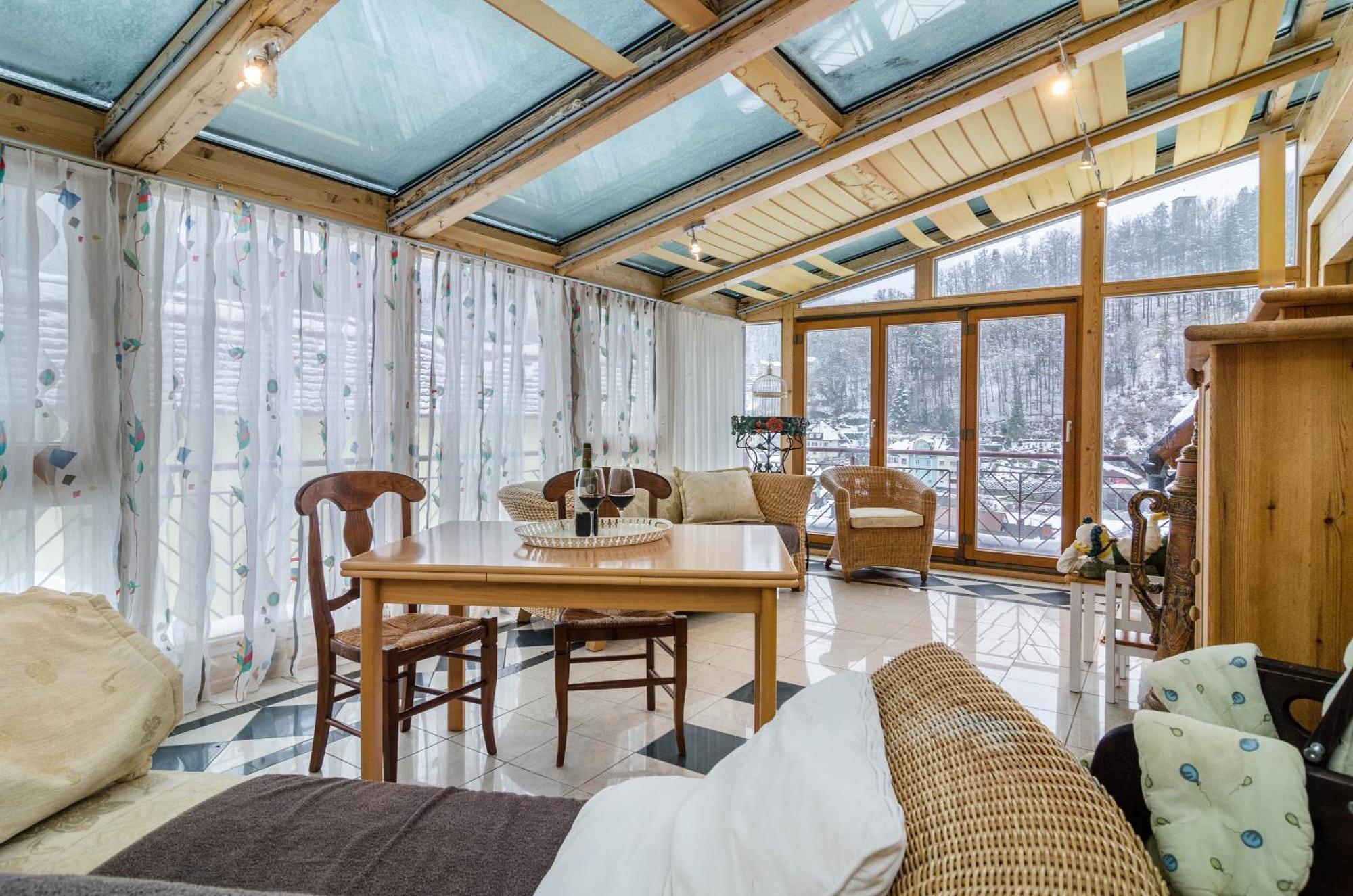 Schwarzwalduhren Nescht Triberg Triberg im Schwarzwald