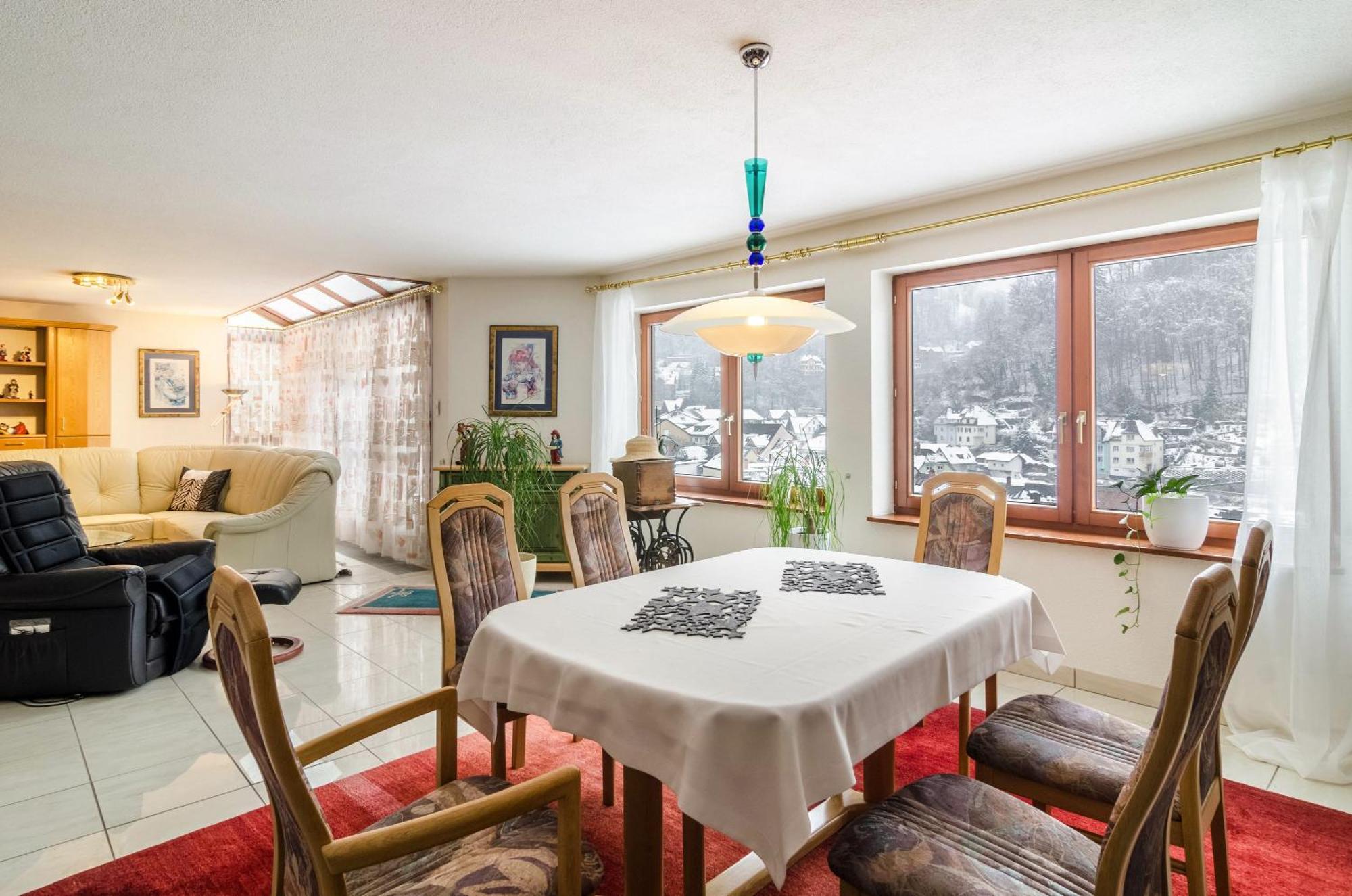 Schwarzwalduhren Nescht Triberg Appartement