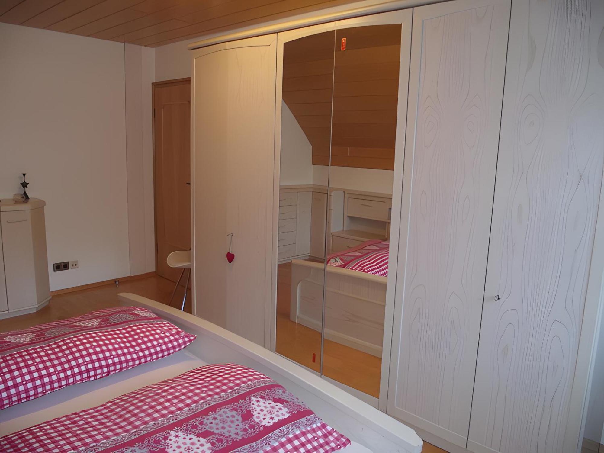 Schwarzwalduhren Nescht Triberg Appartement